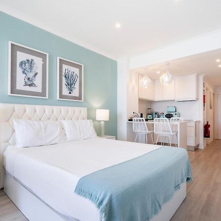 Sea Lovers - Sea Front - Studio Apartment Монте-Гордо Экстерьер фото