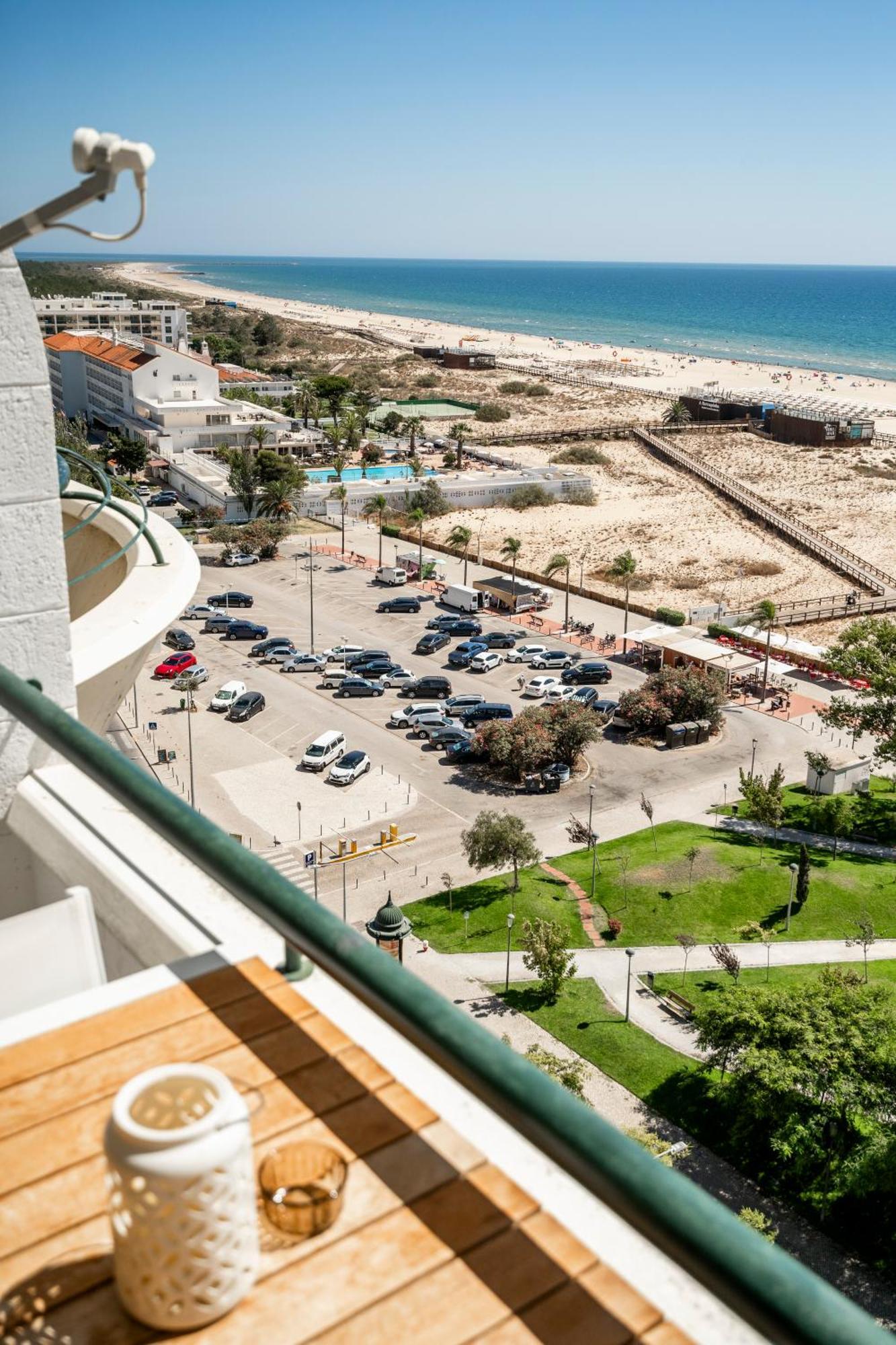 Sea Lovers - Sea Front - Studio Apartment Монте-Гордо Экстерьер фото